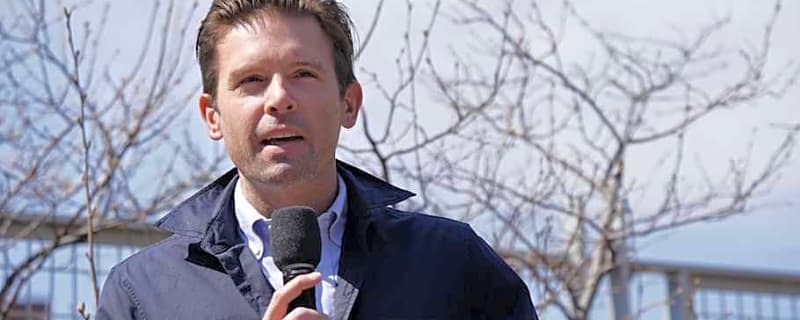 Twins cost-cutting reportedly continues after Pohlads abandon sale plans