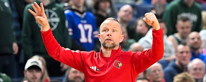Pat Kelsey 'Proud' of Louisville's Effort, Admits Second Round Exit is 'Not the Standard'