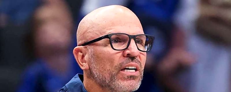 Should Mavericks change starting lineup after 0-2 start?