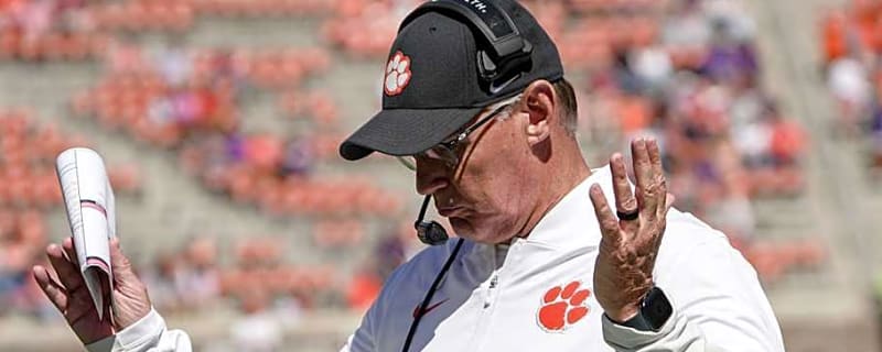 Three-Star Safety Decommits From Clemson Tigers