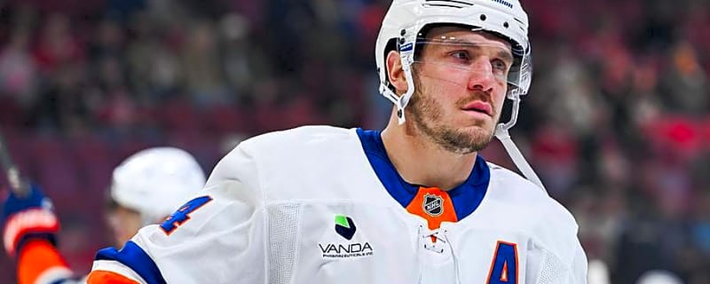 Bo Horvat Avoids Any Lingering Issues From Blow To Head