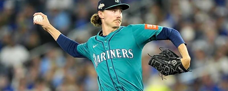 Mariners starting pitcher signs 2026 contract to avoid arbitration