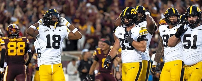 Iowa Football Stock Report: Market Crashes, but a Few Hawkeyes Are Still Climbing