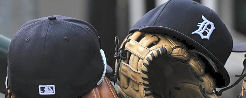 Ex-Dodgers Pitcher Traded to Tigers for Tarik Skubal Exits Start With Apparent Injury