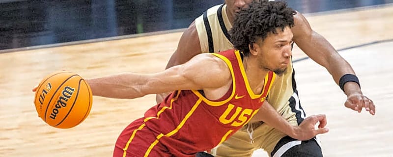 Report: Top Point Guard in Transfer Portal to Visit Florida Gators