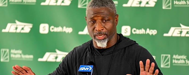 Jets 24-Year-Old Has &#39;Early Edge&#39; In Key Position Battle