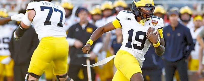 How a Quarterback Can be Successful  in Michigan Football's Offense in 2026
