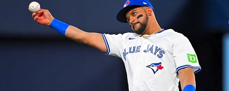 Blue Jays Still Not Ready To Bring Anthony Santander Back Into the Fold