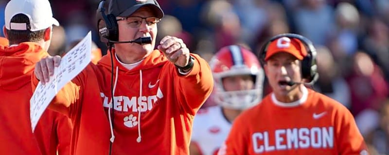 Clemson Defensive Coordinator Excited To Play Former Team in the Pinstripe Bowl
