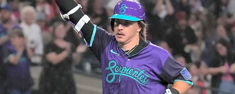 Report: Astros Interested in Diamondbacks&#39; Young Outfielder