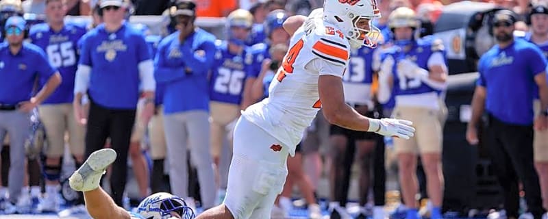 Who Oklahoma State Football Started Against Tulsa in Season Opener