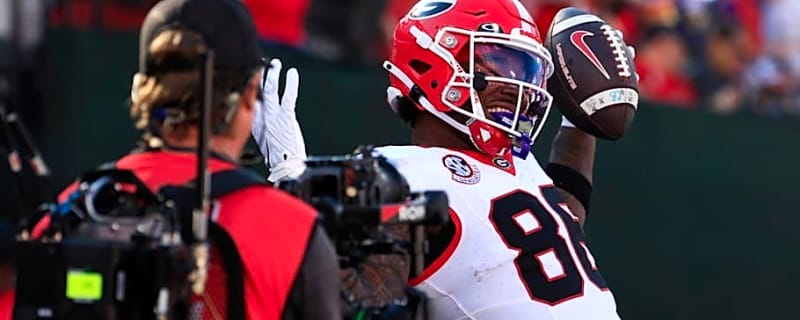Watch: Georgia Bulldogs Honor Senior Class with Trailer Ahead of Charlotte Game