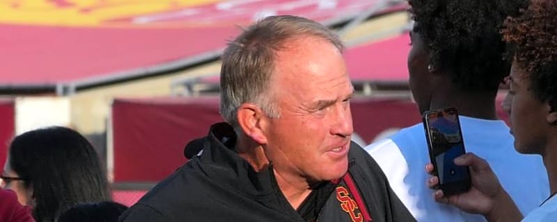 USC Safety Prophet Brown Doesn't Hold Back in Support of Desman Stephens II