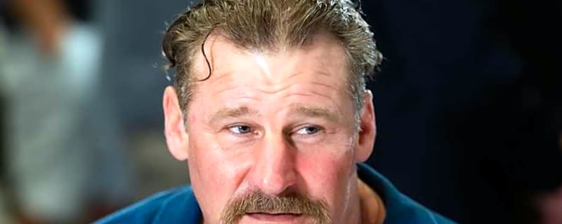 Dan Campbell Responds to Taylor Decker Being Ghosted