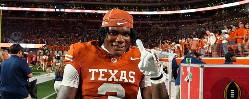 Texas Longhorns Land Former Clemson LB Commit After Ole Miss Win