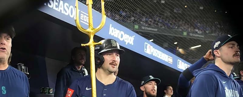 How Cal Raleigh Reacted To Mariners Reunion With Josh Naylor