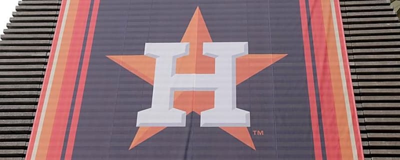 Astros Slugger Yordan Alvarez Named Top X-Factor in MLB Down Stretch