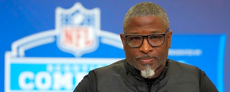 Jets Predicted to Land Star LB Prospect as NFL Draft Draws Closer