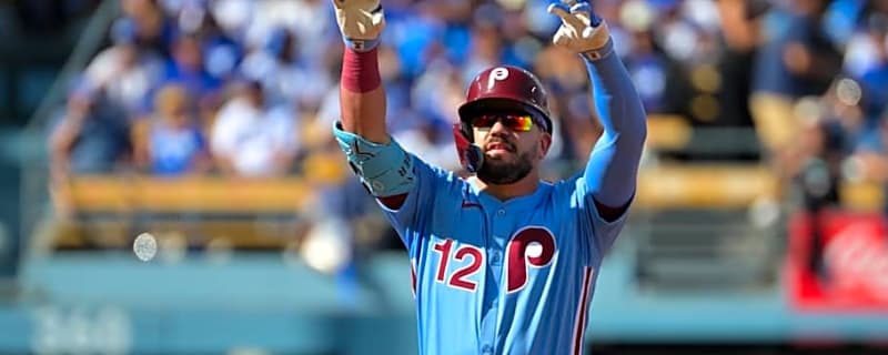 Kyle Schwarber Opens Up About Free Agency, Possibility of Joining Reds