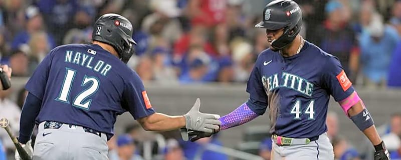 Mariners Postseason Hero Gets Huge 4-Year, $90 Million Contract Projection