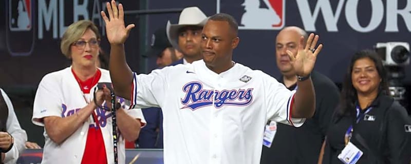 Rangers Legend Earns Selection to MLB Insider’s All-Quarter Century Team