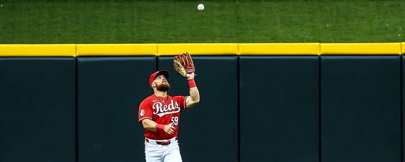 Cincinnati Reds Outfielder Leaves Game vs. Pirates With Injury