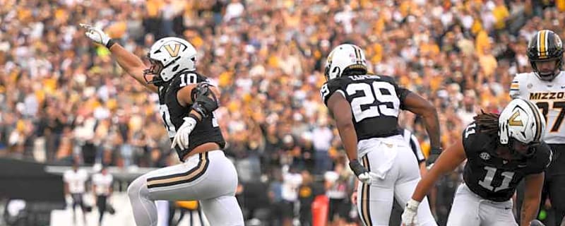 Vanderbilt Football Sets Record For All-District Honorees: The Anchor