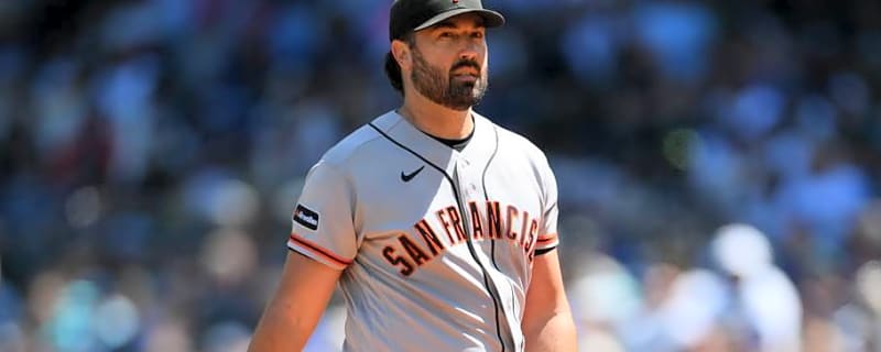Why Trading Robbie Ray Makes Too Much Sense for Giants