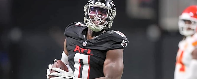 Titans LB Announces Sudden Retirement