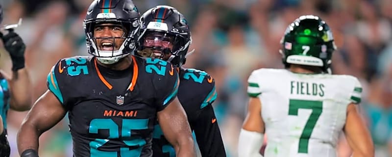 What Division Rival&#39;s Blockbuster Trade Means for Dolphins