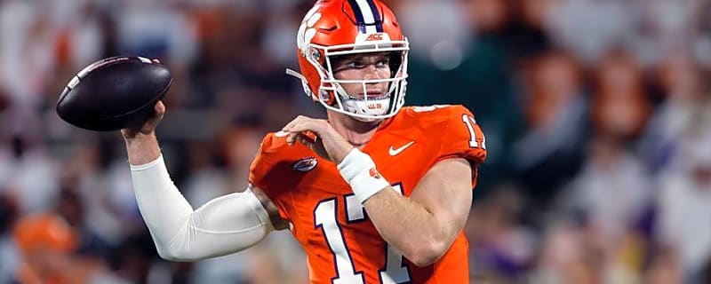 Clemson QB Christopher Vizzina Expected to Miss ACC Opener vs. North Carolina