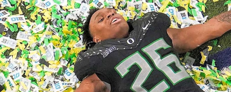 Oregon Linebacker Devon Jackson Gives His Unfiltered Take on This Season's Stakes