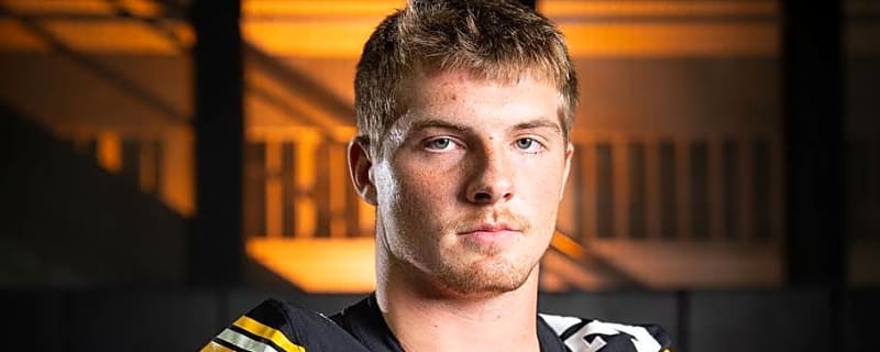 Iowa LB Cam Buffington Ahead of Schedule, Thriving for the Hawkeyes