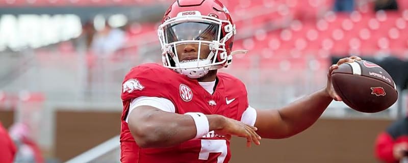KJ Jackson's Loyalty to Arkansas Paid Off With Starting Nod