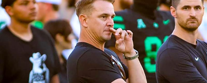 Rising college football head coach could be package deal with 3,000-yard quarterback