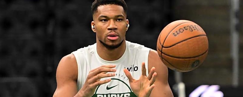 New Report Says Chicago Bulls Had Shocking Response to Giannis Antetokounmpo&#39;s Trade Interest