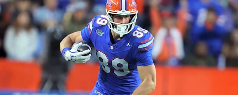 Gators Starting TE to Enter Transfer Portal