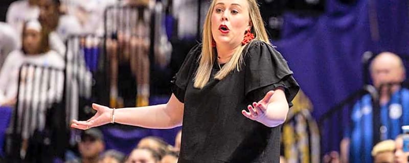 UNLV Lady Rebels Head Coach Lindy La Rocque: 'I Am A Product Of My Network'