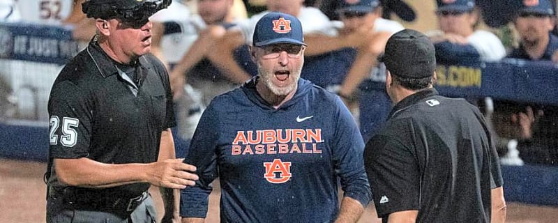 Auburn HC Butch Thompson Reacts to Tigers' Loss to Arkansas in SEC Tournament