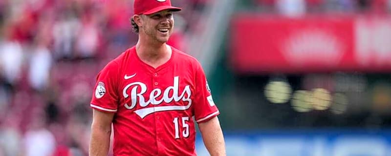 Emilio Pagan Signing Should Not Stifle Reds Attempt to Sign Kyle Schwarber