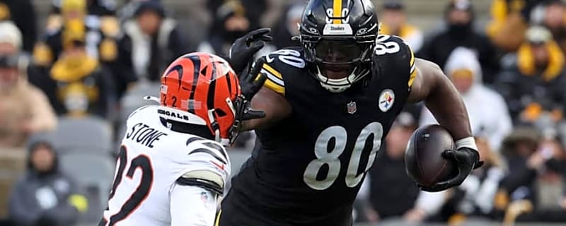 Steelers Lose Massive TE After Broken Arm Surgery