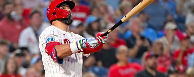 Report: Cincinnati Reds Showing Interest in Top Free Agent