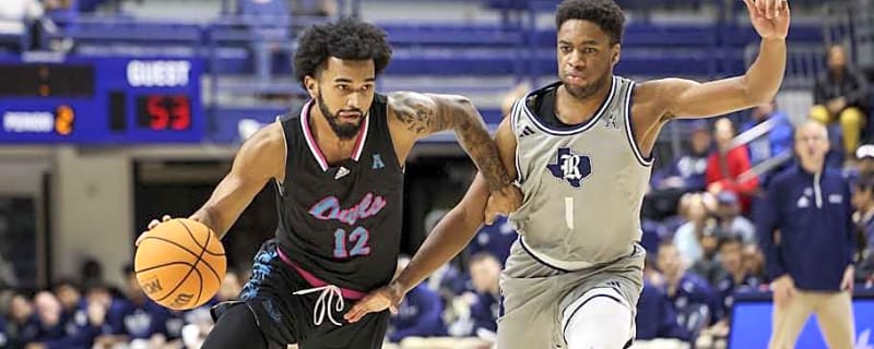 Kansas Basketball Guard Makes Late Offseason Transfer Portal Entry