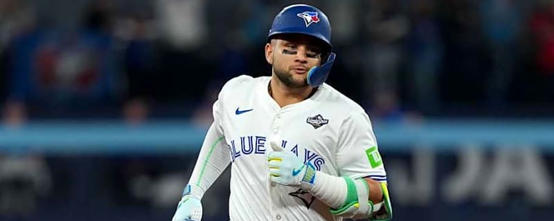 2 Free Agent Fits If Bo Bichette Shifts To Second Base In 2026