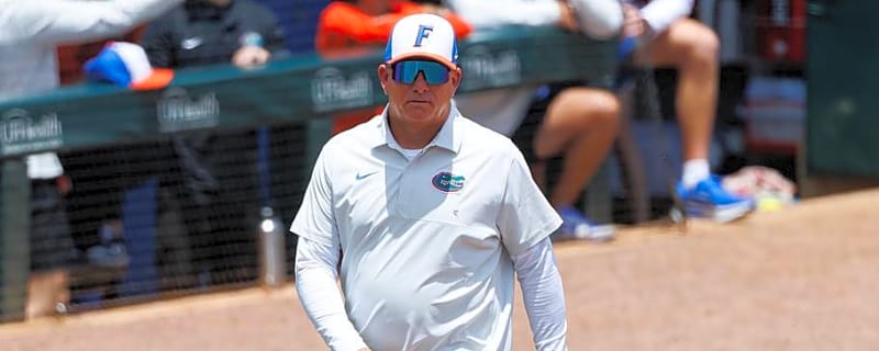 Gators Softball HC Tim Walton Ejected vs. Texas Tech in Super Regional