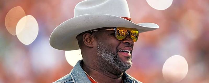 Vince Young Praises Texas Longhorns&#39; Latest Recruiting Wins