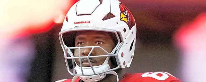Stay or Go? Cardinals Would Love Veteran Tackle Back