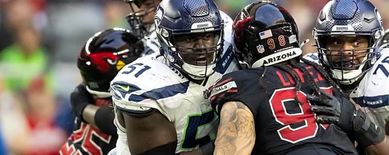 Why the Seattle Seahawks Shouldn't Trade Olu Oluwatimi