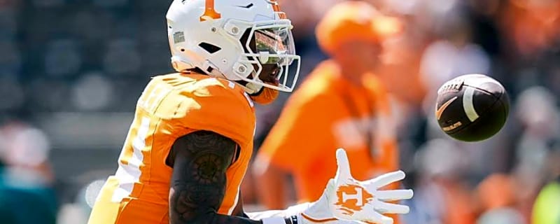 Why Tennessee Football Star Wendell Moe Jr Congratulated Braylon Staley