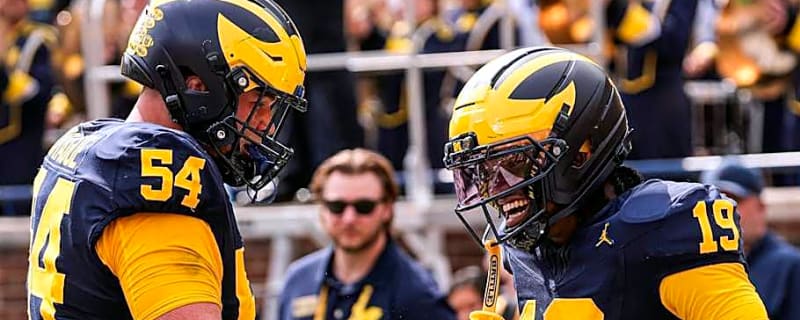 2 Michigan Offensive Linemen Named Top 10 Returners for 2026 Season